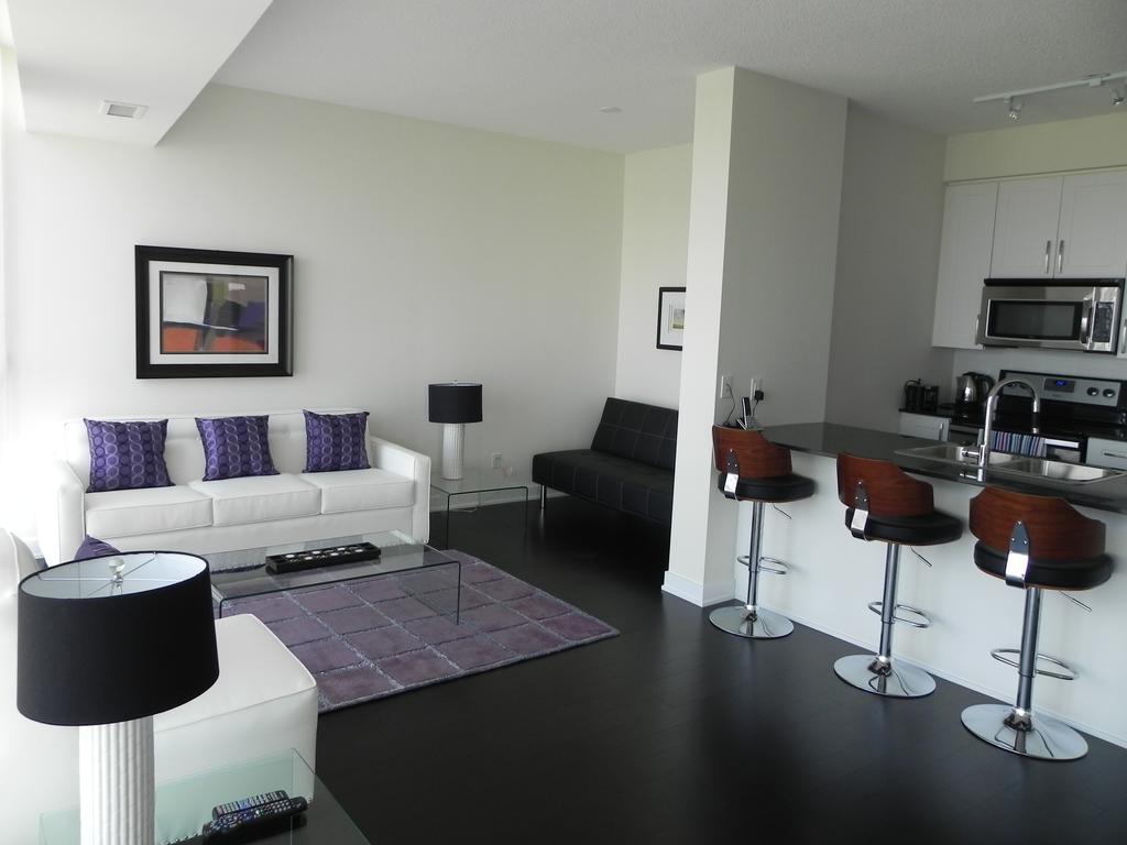 Pathway Suites Mississauga Ruang foto