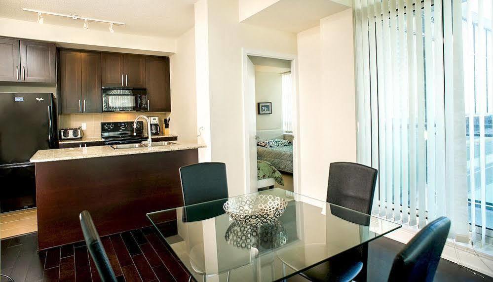 Pathway Suites Mississauga Bagian luar foto
